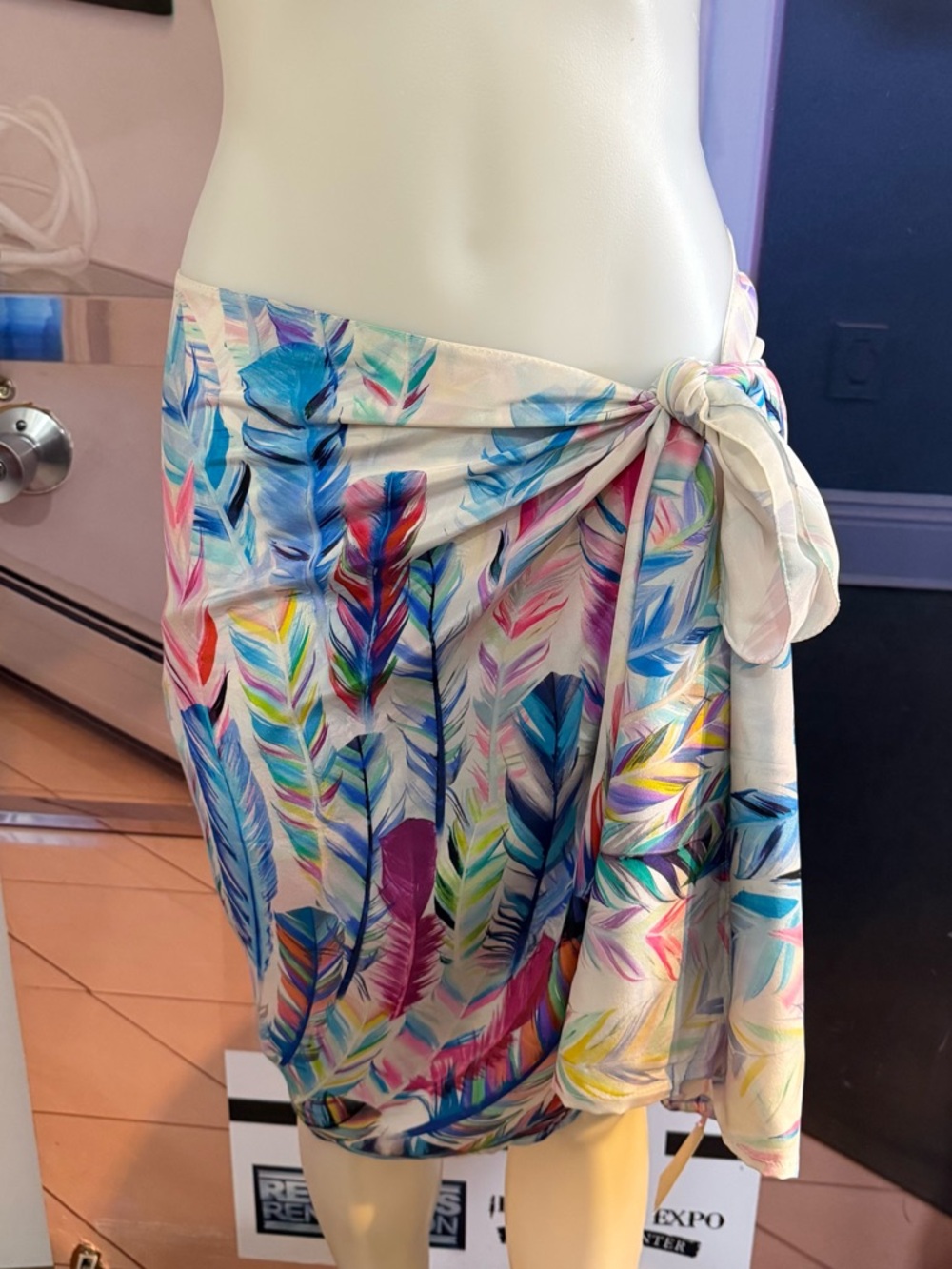 Women’s Multicolor Feather Print Swim Sarong Cover-Up